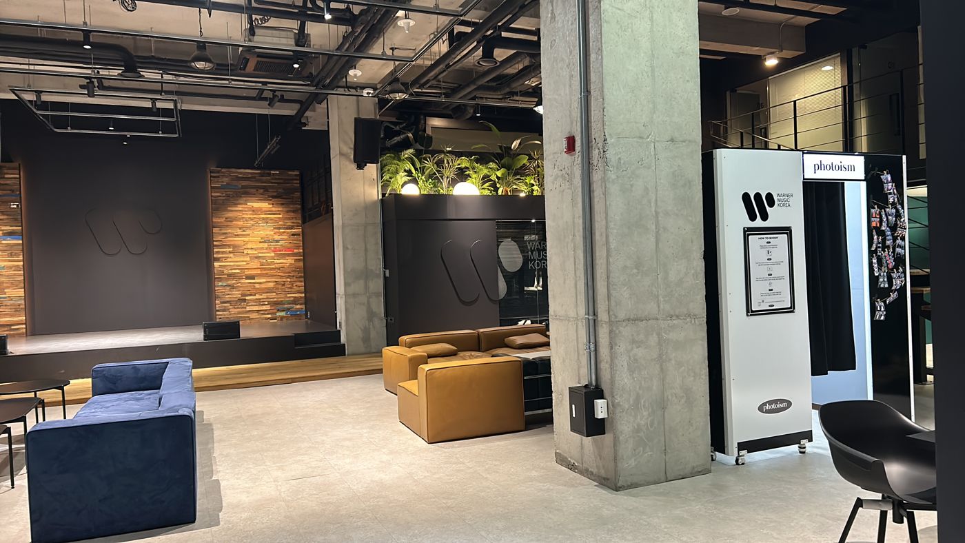 Warner Music Korea office lounge and stage in Seoul